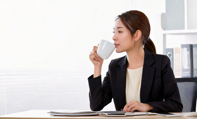 眠気覚ましに要注意！カフェインを味方につける正しい健康法