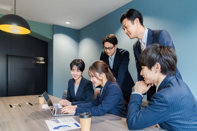 自分からの逃避と将来への投資／レジリエンスを高める二本柱