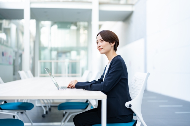 感情に左右されないで議論を読む方法