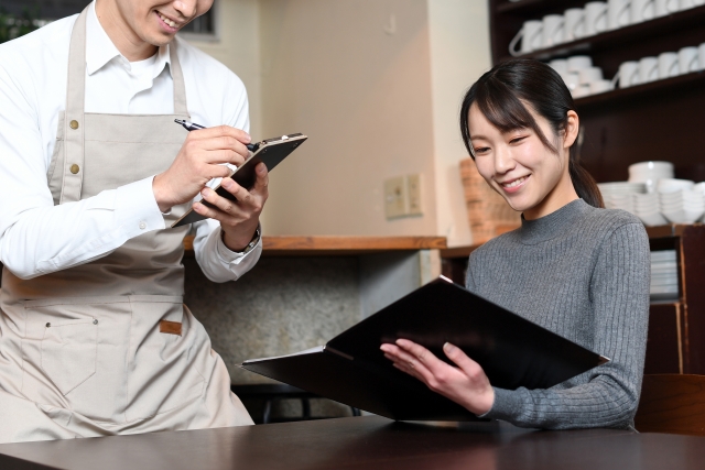 飲食店の接客が教えてくれること